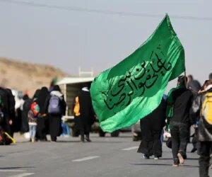 ایجاد زیرساخت برای سفر زائران پیاده به مشهد / افزایش فضاهای مسقف حرم رضوی در دستور کار قرار می گیرد