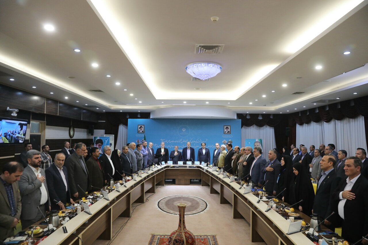 منادی‌ سفیدان: متوازن‌سازی رشته‌های تحصیلی ضروری است / کاظمی: اصلاح برنامه درسی هفت سال طول خواهد کشید