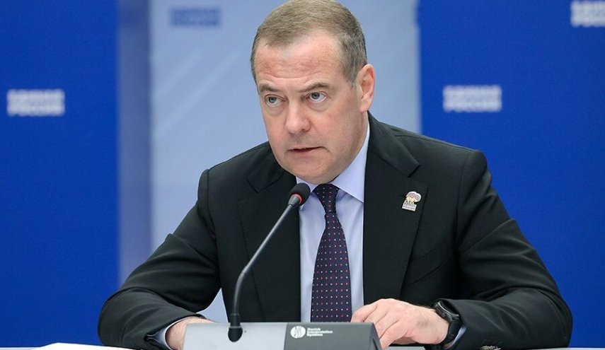 مدودف: جنگ تا زمانی که کشور مستقل فلسطینی تشکیل نشود، ادامه می‌یابد