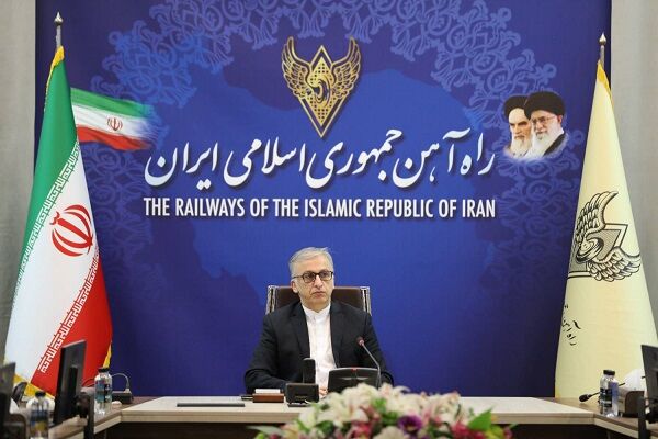 تاکيد قائم مقام مديرعامل راه آهن بر افزايش بهره‌وري عملياتي شبکه ريلي