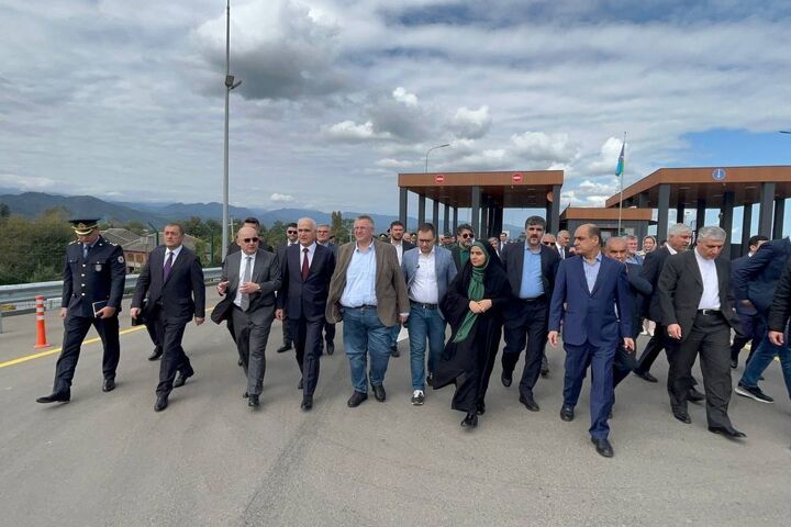 بازديد وزير راه و شهرسازي از پايانه جديد مرزي و بزرگراه ترانزيتي آستارا