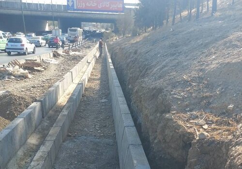 آغاز احداث نهر روباز در بزرگراه شهيد لشگري شرق محدوده منطقه 5
