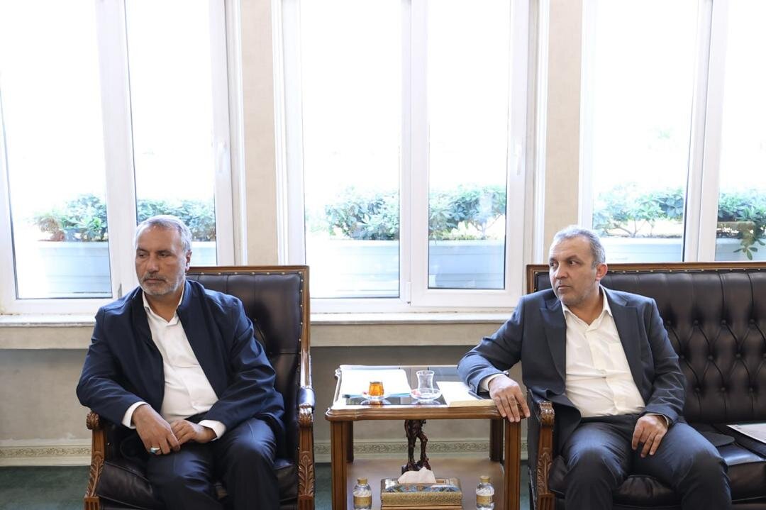 شهرآورد تهران در شیراز برگزار می‌شود/ قول وزیر ورزش برای بازگرداندن 3 امتیاز فجر سپاسی