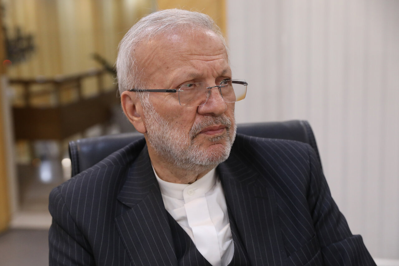 بانک ها به جای بانکداری به سمت خرید آپارتمان های لوکس در شمال تهران رفته اند