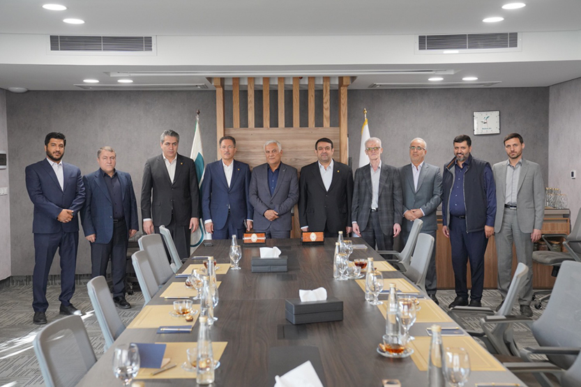 تفاهم‌نامه همکاري بانک ملي ايران و ماهان براي توسعه ناوگان هوايي کشور / نجارزاده: بانک ملي ايران خود را متعهد به پشتيباني از بخش‌هاي زيربنايي مي‌داند