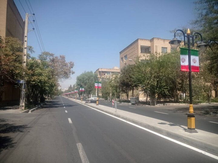 معابر و فضاهاي عمومي منطقه14 روشن‌تر شد