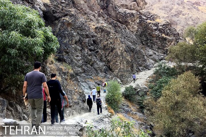 مسير گردشگري کن از دره زرنو  به سمت بوستان جوانمردان بهسازي مي‌شود