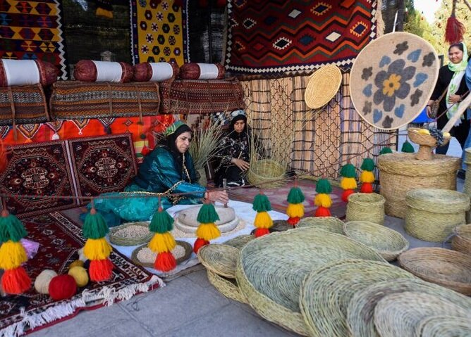 برگزاري جشنواره بزرگ «اقوام ايراني» در سه‌نقطه کليدي منطقه 2