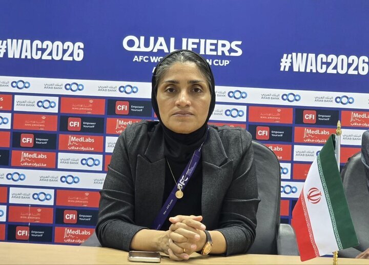 تبریک رئیس فراکسیون زنان به مرضیه جعفری در پی کسب عنوان برترین سرمربی زن فوتبال آسیا