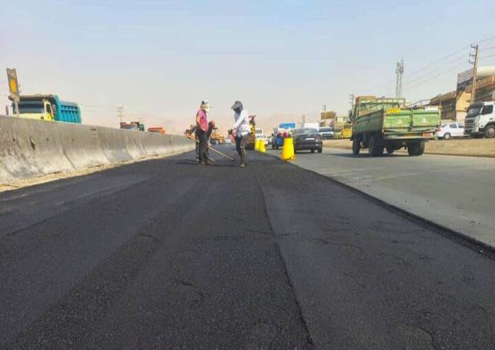 پيشرفت 70 درصدي روکش آسفالت محور کمربندي دوم از ميدان غني‌آباد تا بزرگراه امام رضا(ع)