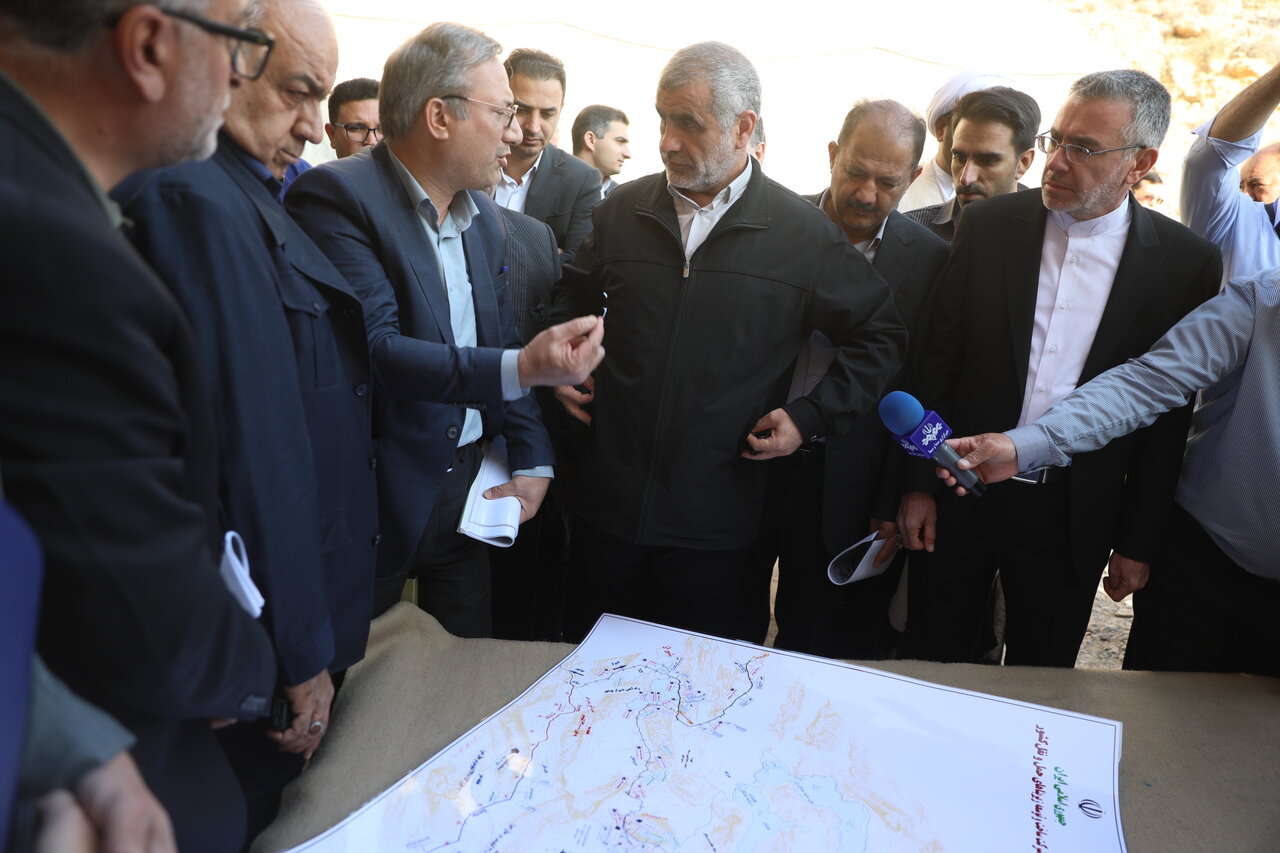 بازديد نايب رئيس مجلس از پروژه هاي عمراني فسا/ نيکزاد: اعتباري بالغ بر 320 ميليارد تومان براي آغاز ساخت بزرگراه فسا به داراب در نظر گرفته شد