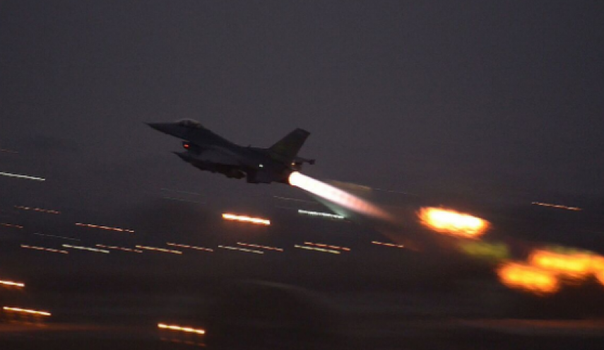 درگیری های جدید در سوریه/ جتگنده های آمریکایی دیرالزور را بمباران کردند