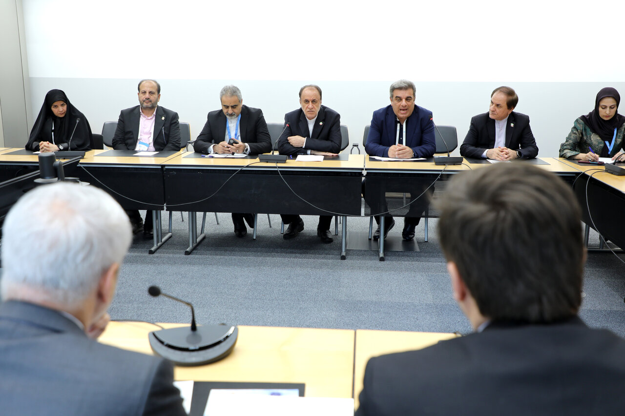 دخالت آمریکا در امور داخلی کشورها حاکمیت و استقلال آنها را به چالش می‌کشاند