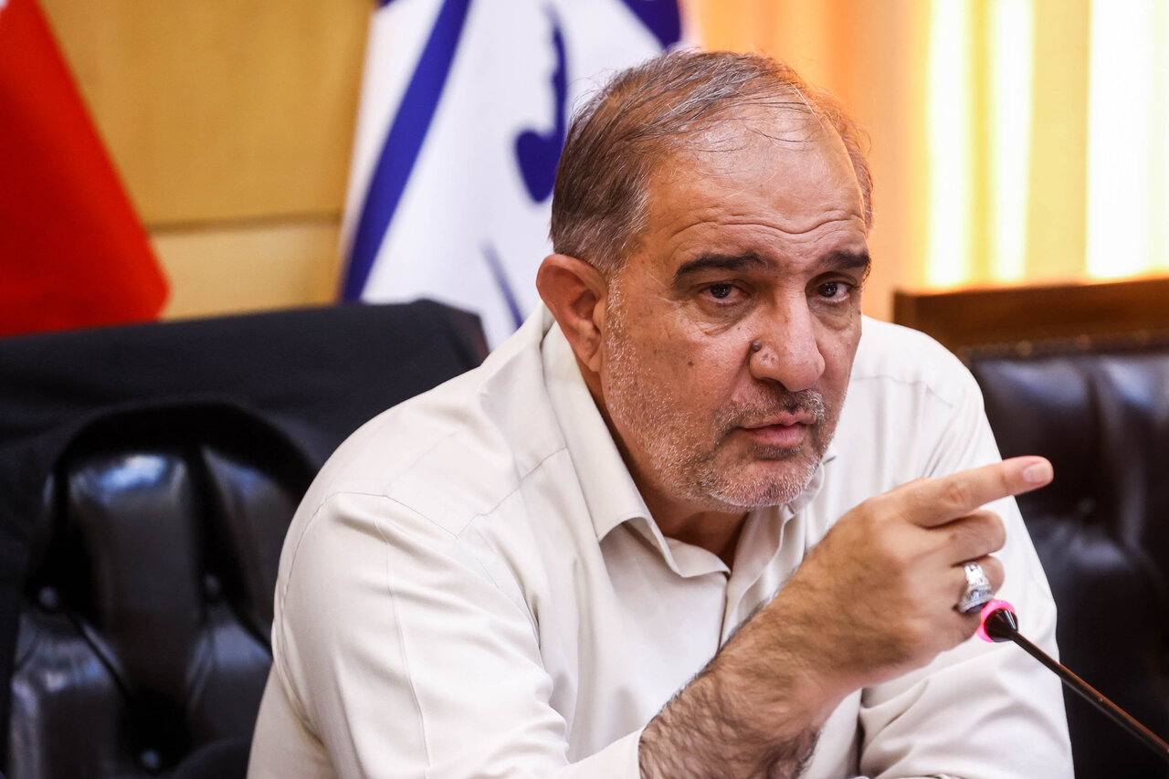 طرح انتقال آب شرب ميرآباد ظرف 45 روز اجرا شود / بانک کشاورزي در شهرستان مستقر مي‌شود