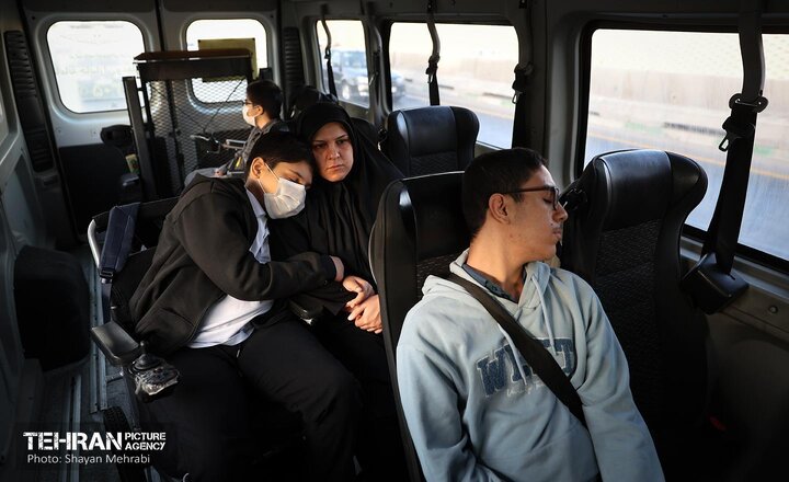 به وقت خدمت؛ سرويس خودرو رايگان دانش‌آموزان توان‌ياب