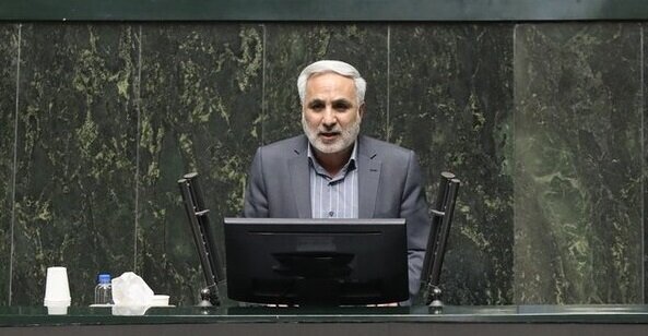 ذخایر عظیم ملی را به ثمن بخس در دست عده‌ای داخلی یا خارجی غارتگر قرار داده‌ایم/رصد دخل و خرج مردم برای حذف چندرغاز یارانه