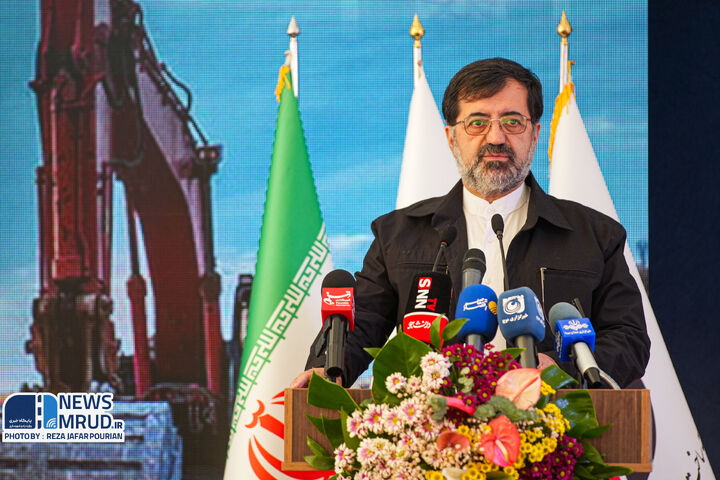 آغاز پروژه‌هاي بزرگ ملي با مديريت فرزانه صادق در دولت چهاردم