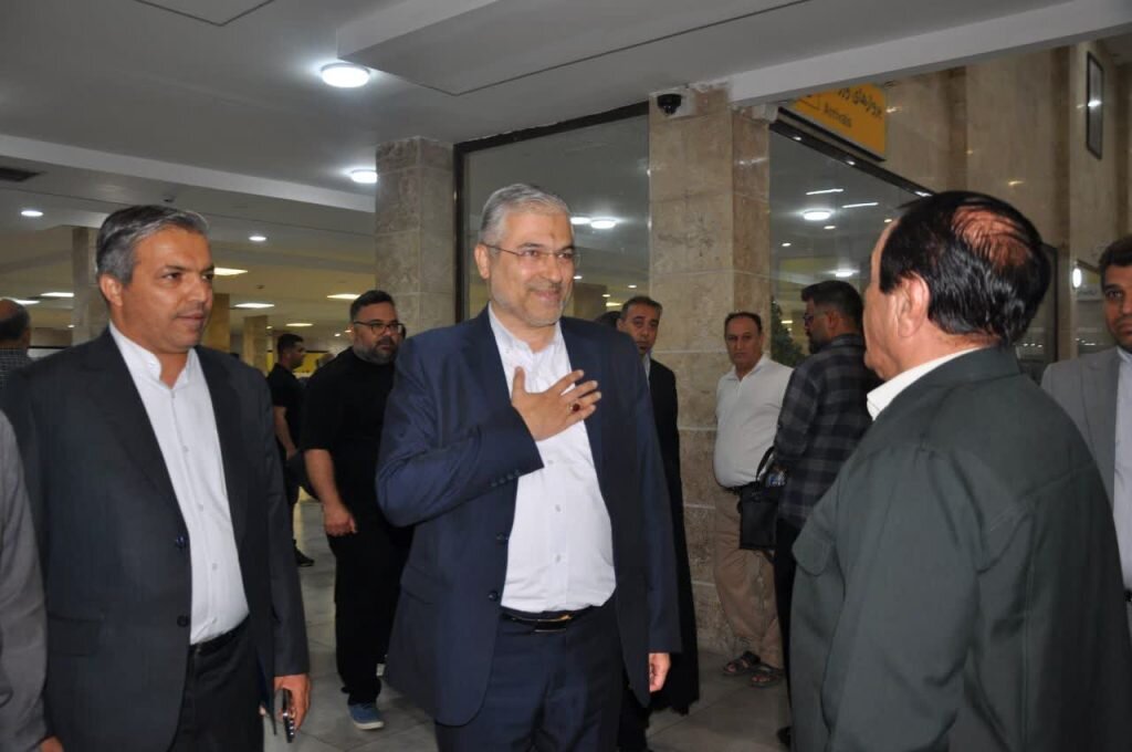 فلسفي با سران اقوام، کشاورزان و عشاير خوزستان ديدار کرد / تأکيد بر استفاده از ظرفيت‌هاي بومي براي تحقق کشاورزي پايدار