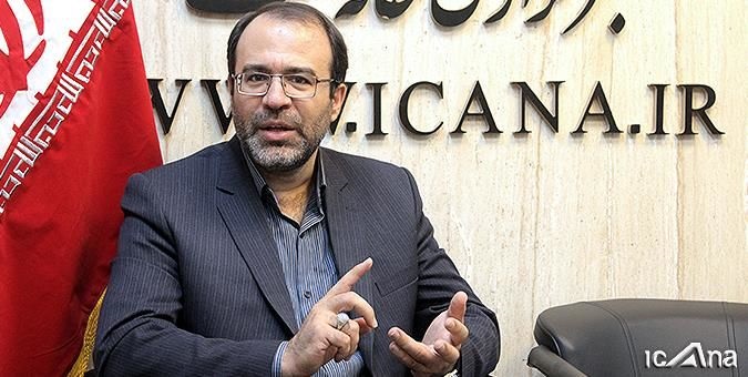 نقدینگی هیزم آتش‌ تورم است/ روزانه 10 هزار میلیارد تومان پول بدون پشتوانه خلق می‌شود