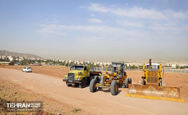 اجراي فاز دوم بزرگراه شهيد شوشتري همچنان در گرو توافق با سازمان محيط زيست/ آزادراه شهيد شوشتري تا پايان سال به بزرگراه هجرت مي‌رسد