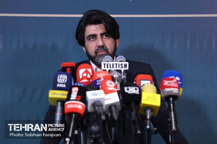 دعوت از سخنگوی دولت برای بازدید از پروژه‌های حمل‌ونقلی تهران/ ایستگاه مریم‌مقدس با 26درصد پیشرفت تحویل گرفته شد/استمداد از رسانه‌ها برای نجات حریم شهر