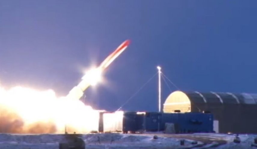 انتقاد ترامپ از آزمایش موشکی روسیه؛ تهدید روسیه با زیردریایی‌های اتمی آمریکا