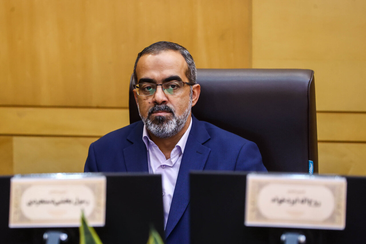 نقش نظارتی مجلس باعث انحلال بانک آینده شد/ بانک مرکزی از انفعال در مقابل بانک‌های متخلف خارج شود