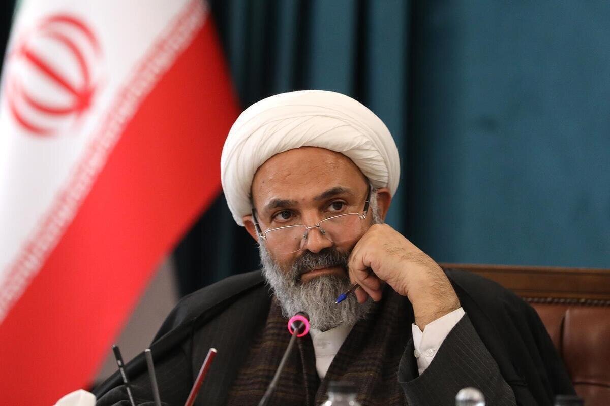 سرپوش بر قصور گذشته علت بیان مواضع ضدراهبردی برخی مقامات اسبق سیاسی