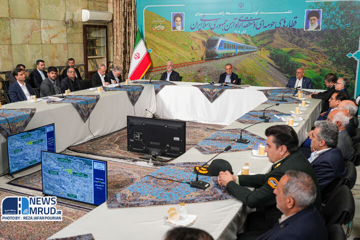 تکمیل خطوط و اتصال ایستگاه‌های قطار حومه‌ای و مترو برای استفاده توأمان مردم