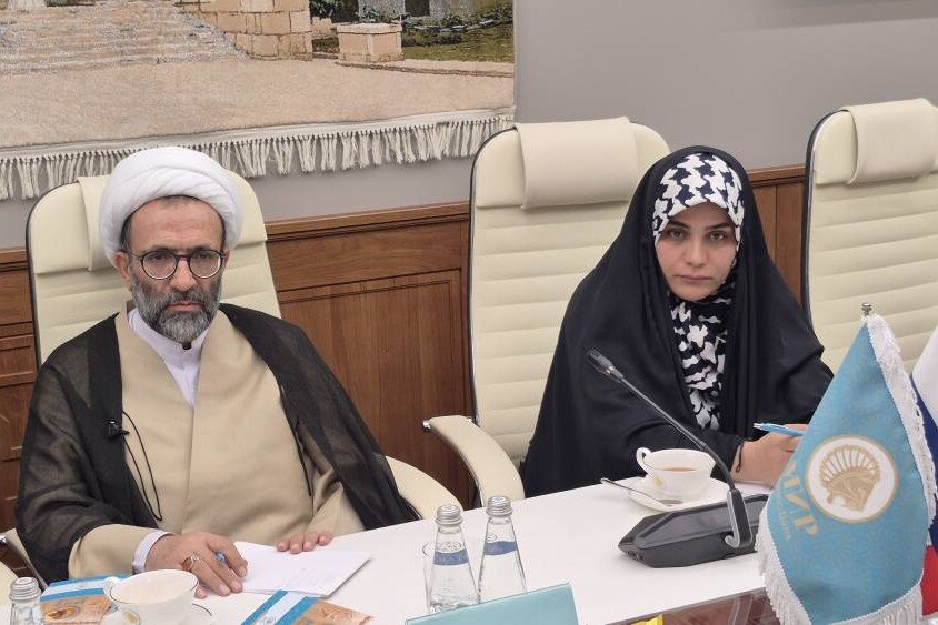 سلیمی:برای بهبود روابط تجاری باید ساختار دیپلماسی اقتصادی کشور تقویت شود / جراره: تصمیم‌گیری‌های اقتصادی باید بر پایه نظرات کارشناسی باشد