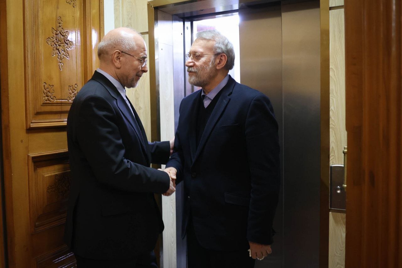 هشدار رسانه‌ای‌ها به برخی از زعمای سیاسی؛ حرف قالیباف و لاریجانی نفع ملی در برداشت