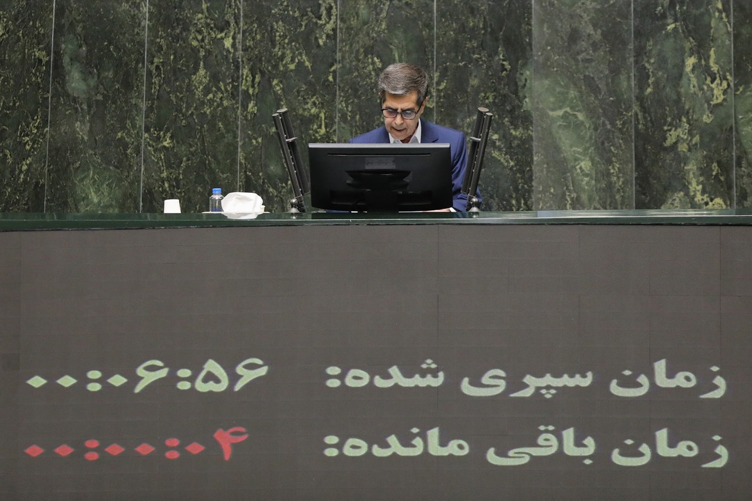 افزایش سرسام‌آور قیمت دارو و مواد غذایی سلامت و معیشت مردم را به خطر انداخته است