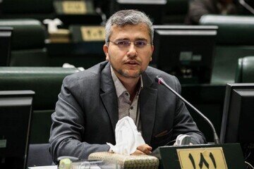 زمزمه‌های درباره افزایش قیمت بنزین شنیده می‌شود