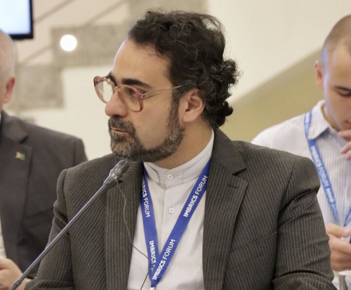 سرپرست معاونت بين‌الملل مرکز ارتباطات شهرداري تهران منصوب شد