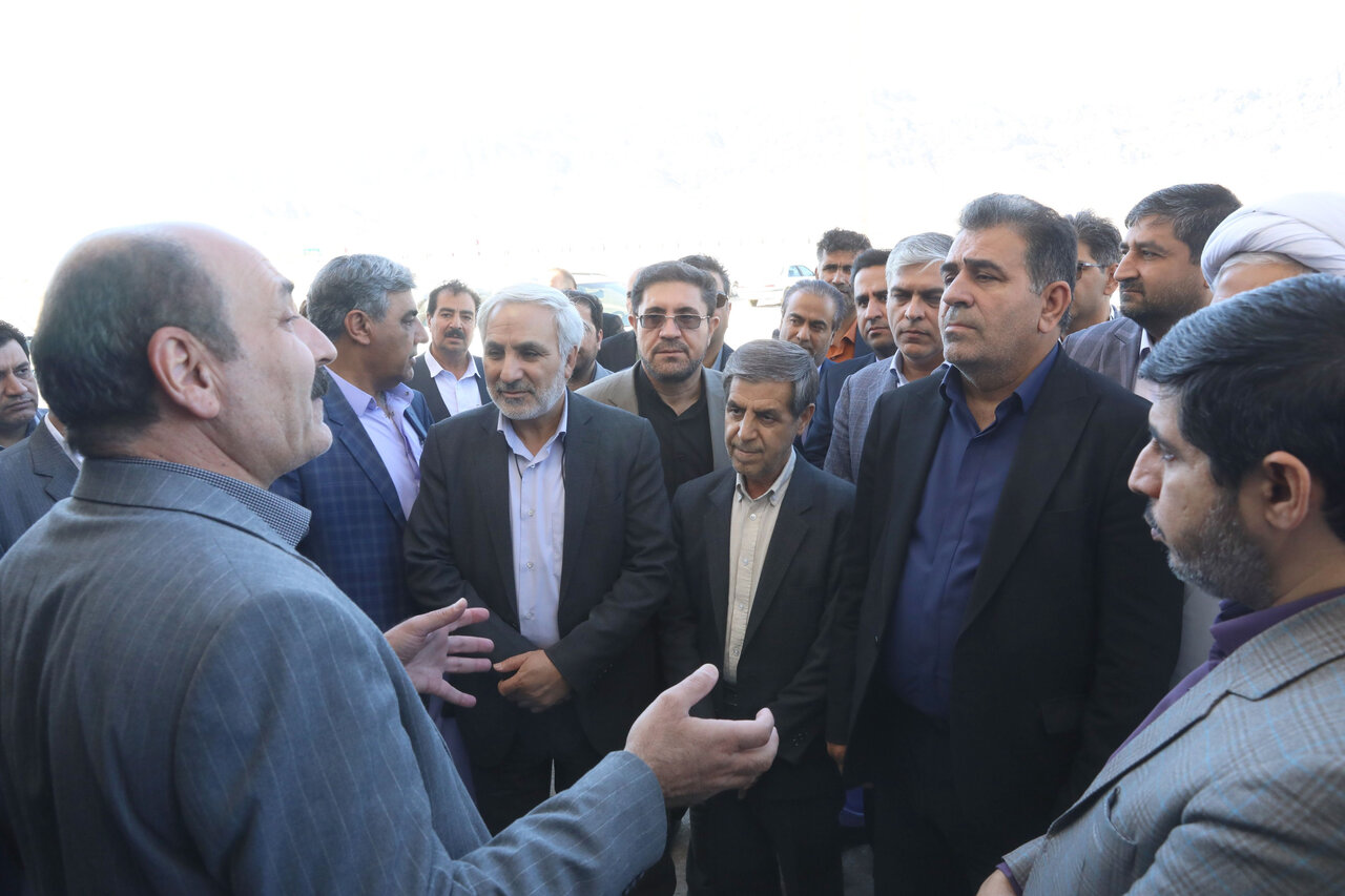 توجه مجلس و دولت به بنگاه‌های اقتصادی سرمایه‌گذار در مناطق محروم، صددرصد بالاتر از سایر بنگاه‌ها است