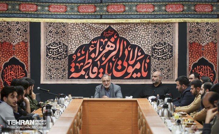 ديدار شهردار تهران با دانشجويان تشکل طرح آرمان