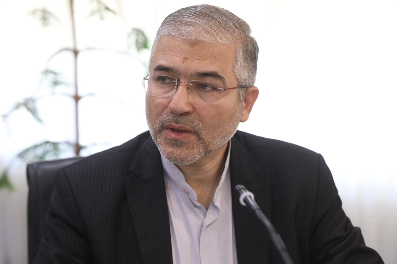 ایران باید از تجربه چین در کنار زدن سوئیفت و استفاده از ارز دیجیتال ملی بهره بگیرد