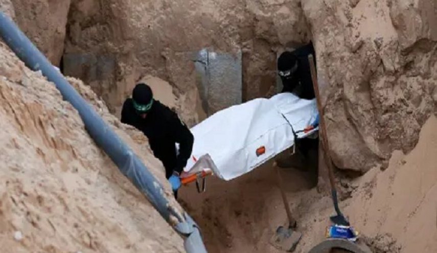 حماس جسد «هدار گولدن» افسر اسرائيلي را تحويل صليب سرخ داد