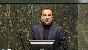 میلیاردها دلار ارز صادراتی به کشور بازنگشته است / لزوم مشارکت بنیاد مسکن در طرح‌های ساخت‌وساز روستایی