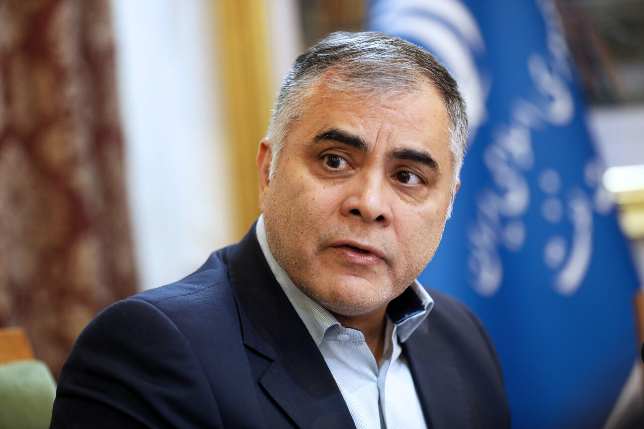 فعلاً برنامه‌ای برای تغییر سهمیه و قیمت بنزین وجود ندارد/ شایعات را رد نمی‌کنیم؛همه گزینه‌ها در حال بررسی کارشناسی است