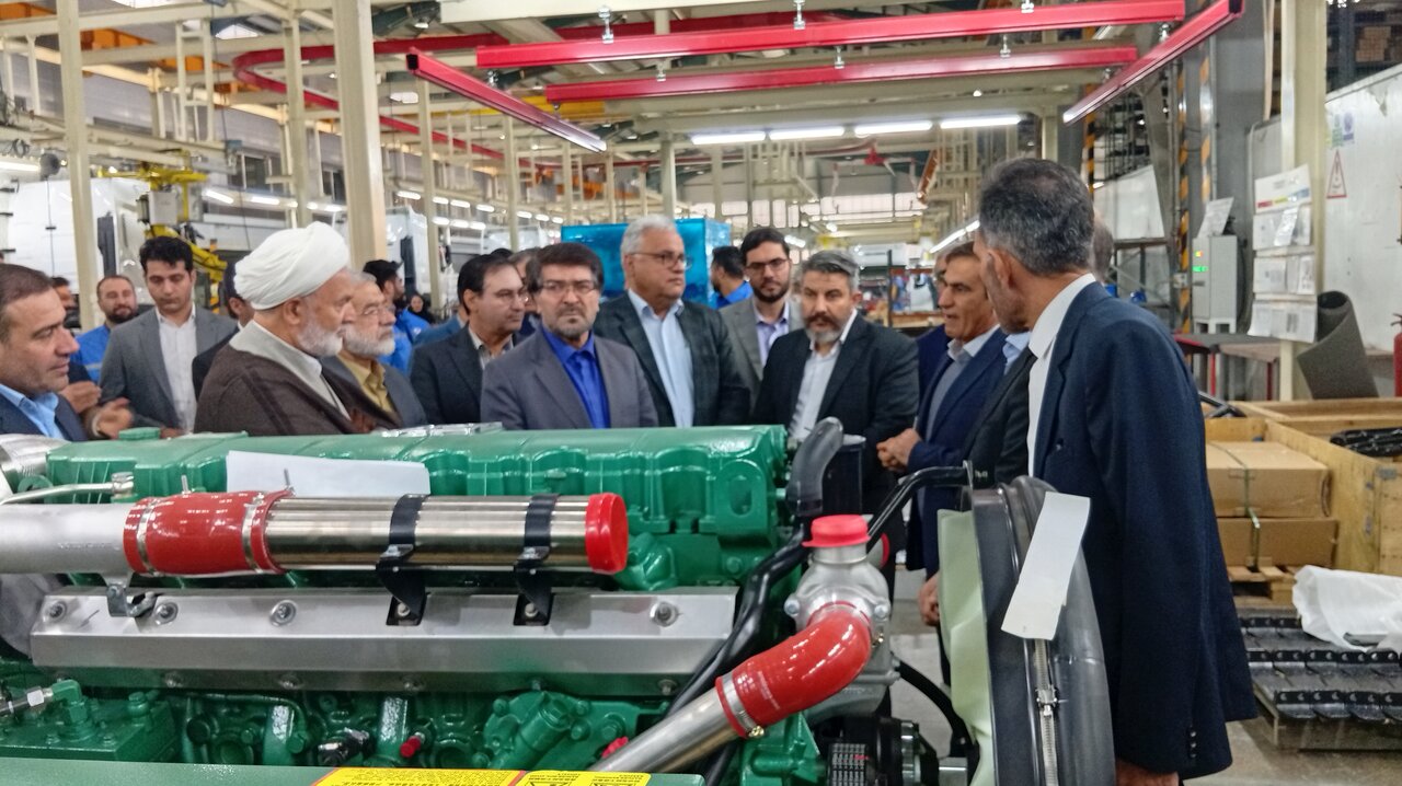 حضور نمايندگان کميسيون امور داخلي کشور در منطقه ويژه اقتصادي شيراز