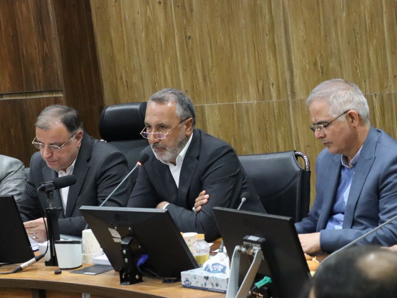 گلستان گنجي پنهان از ظرفيت‌هاي ملي / توسعه استان در گرو هم‌افزايي دولت و مجلس