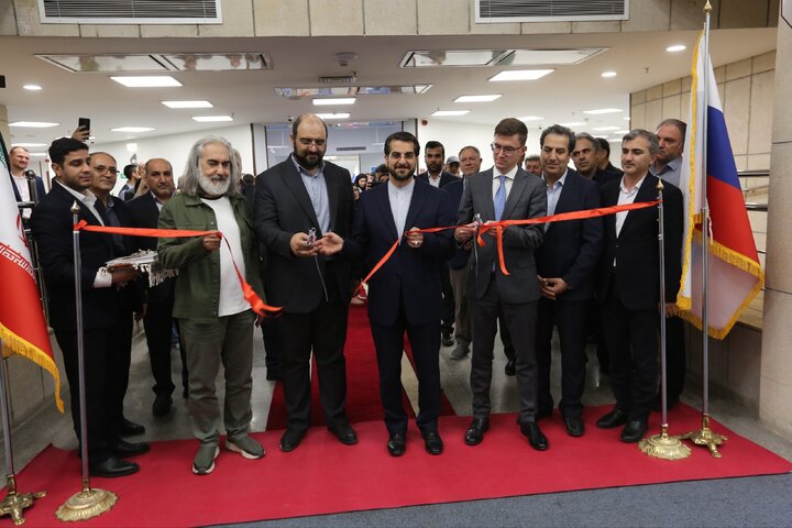 «نقش دوستي» ايران و روسيه در کوشک باغ هنر