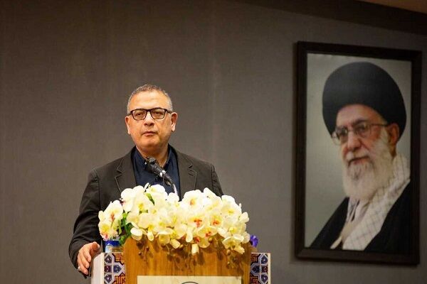 دولت چهاردهم از راه‌اندازي ايرلاين‌هاي استاني حمايت مي‌کند