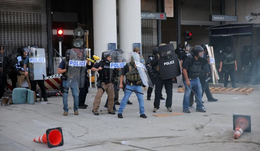 آغاز دور جدید عملیات دولتی آمریکا علیه مهاجران