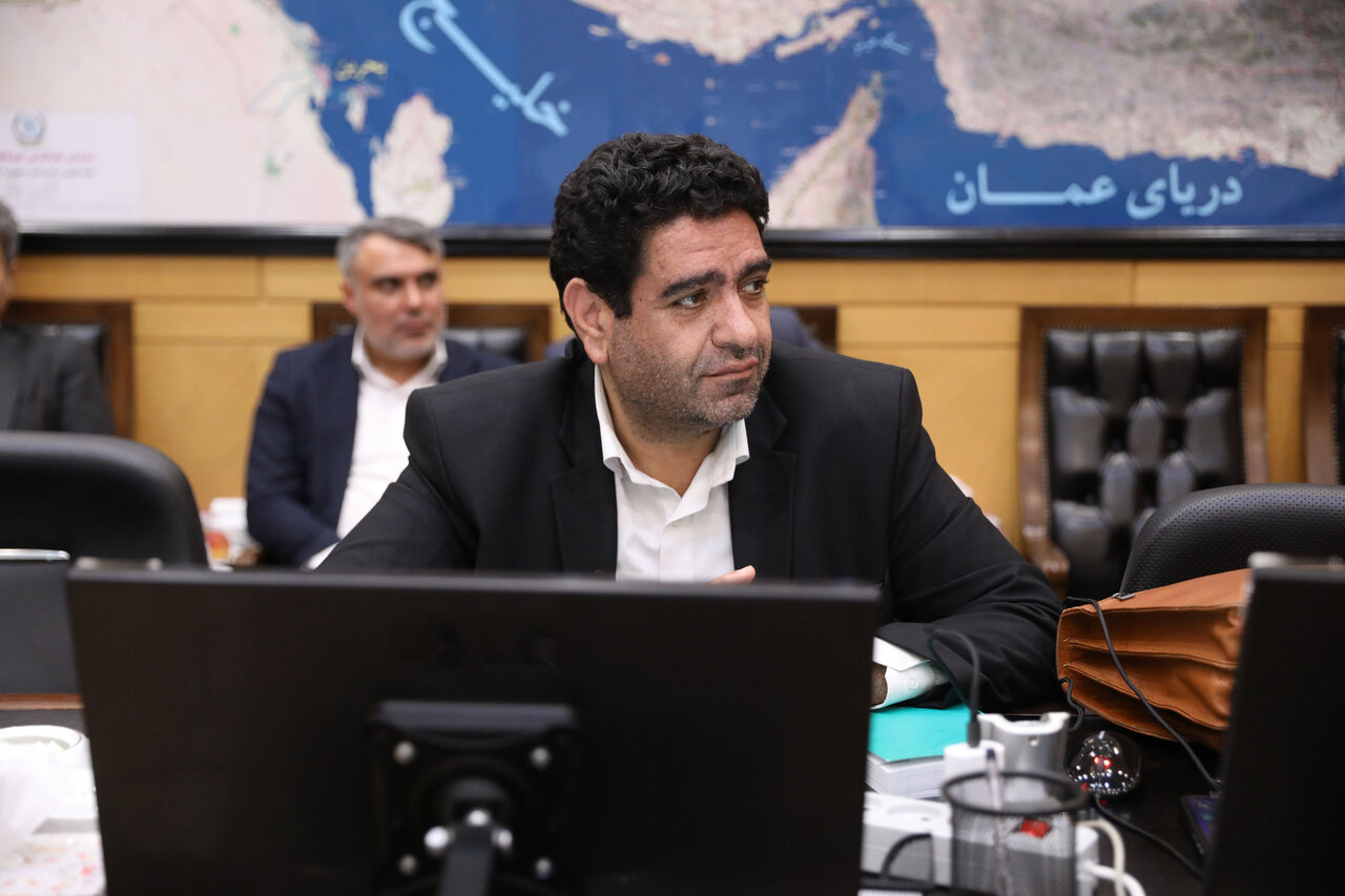 یک تیر و دو نشان در اصلاح قانون بیمه اجتماعی رانندگان/ خط ویژه مجلس برای بیمه رانندگان تاکسی‌های اینترنتی