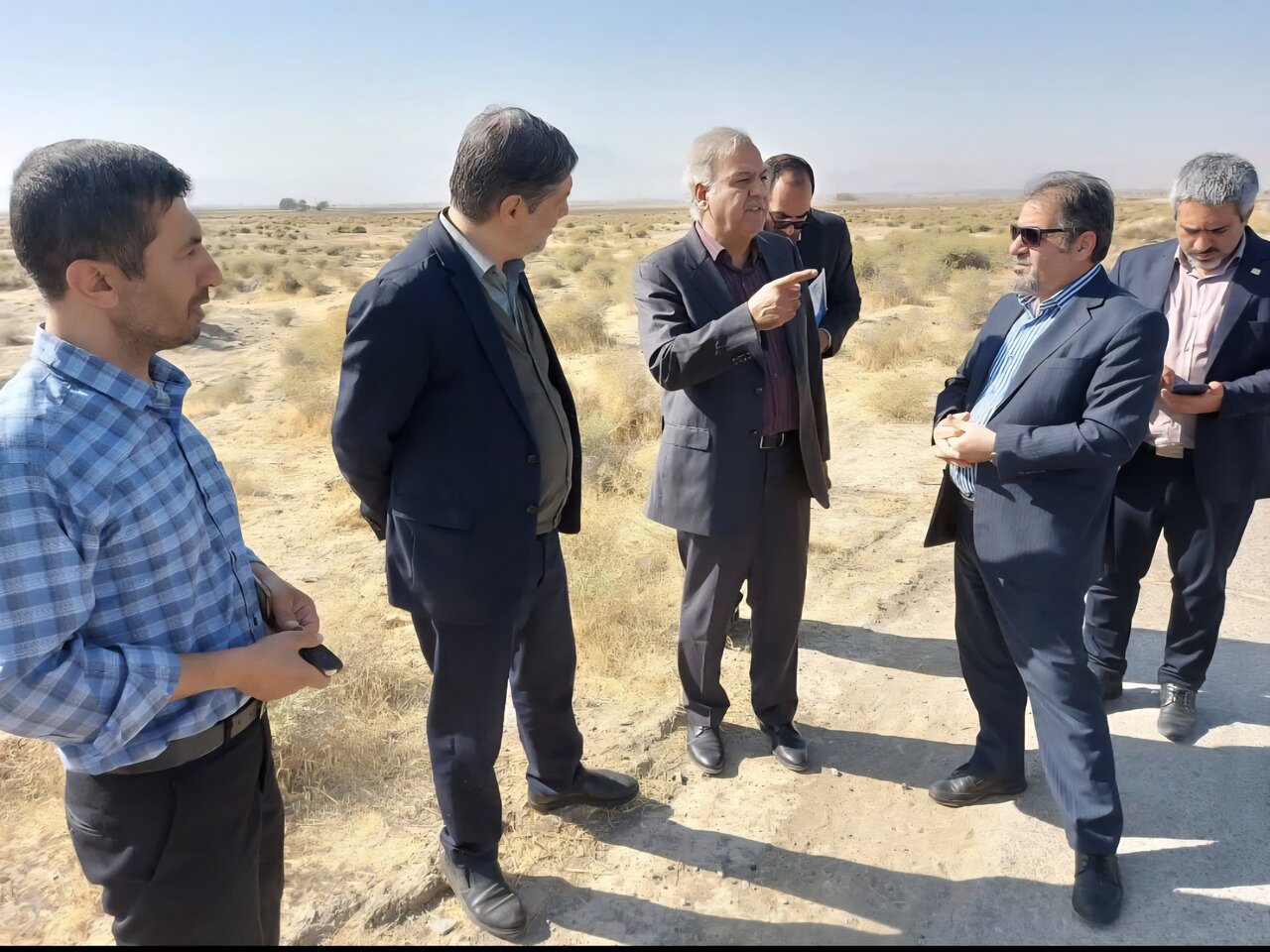بازديد رنجبرزاده از پروژه بندر خشک اسدآباد/احداث بندر خشک اسدآباد گامي مهم براي توسعه اقتصادي و اشتغال‌زايي غرب کشور است