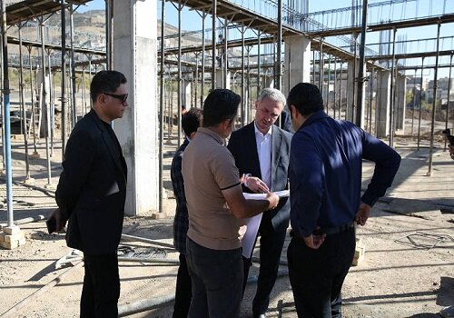 تملک 21500 متر مربع زمين به منظور گشايش ترافيک در معابر بزرگراهي غرب پايتخت