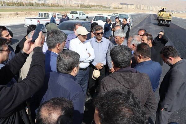 بازديد معاون وزير راه و شهرسازي از مهمترين پروژه حمل و نقلي شهر جديد صدرا