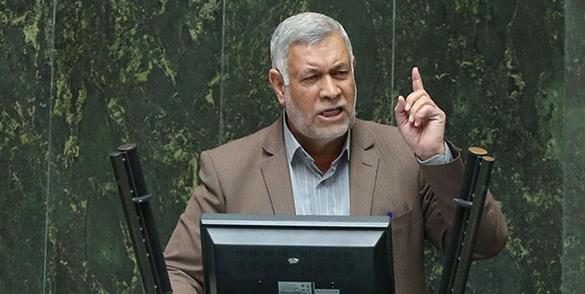 آموزش دانش‌آموزان کرمانی در کانکس‌ پذیرفتنی نیست/ورود مدعی‌العموم جهت برخورد با قصور مسئولان مربوطه